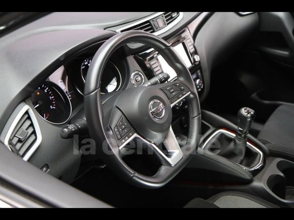 Nissan Qashqai 1.3 DIG-T N-CONNECTA 103 kW image number 16