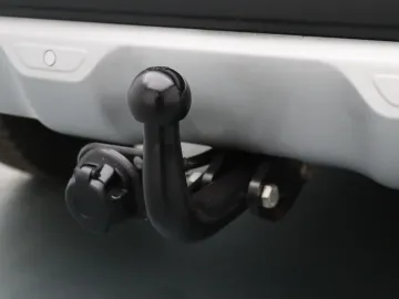Car image 32