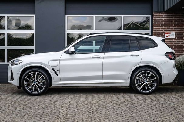 BMW X3e M xDrive 215 kW image number 27