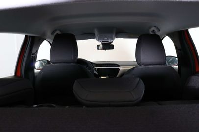 Car image 35