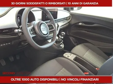 Car image 15