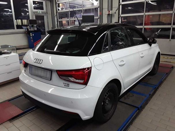 Audi A1 1.0 TFSI Sportback ultra 70 kW image number 2