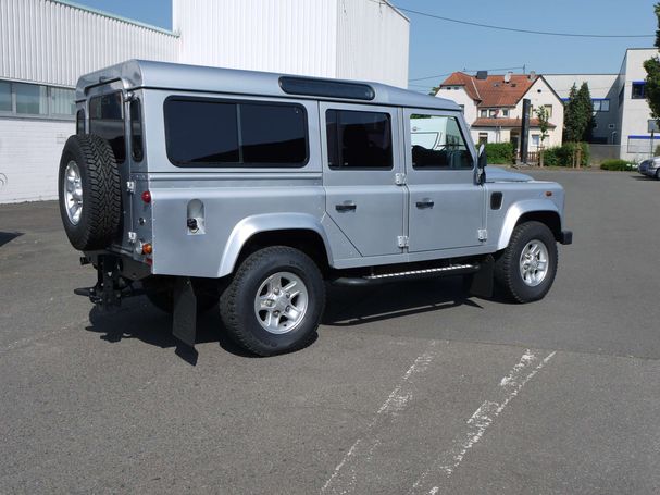 Land Rover Defender 110 Station Wagon 90 kW image number 4