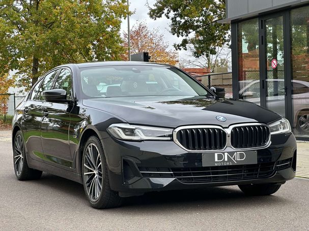 BMW 530 e 215 kW image number 2