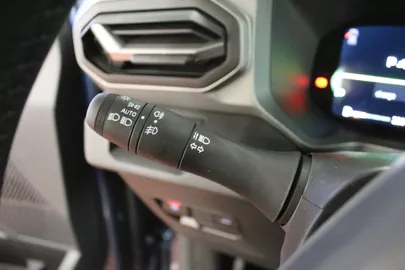 Car image 37