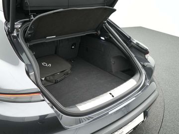 Car image 40