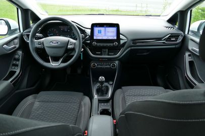 Car image 8