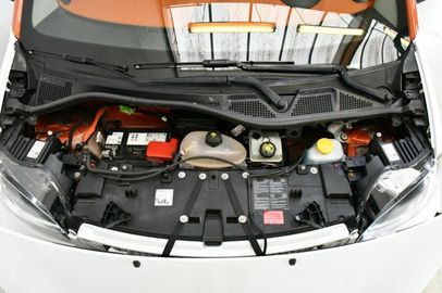 Car image 29