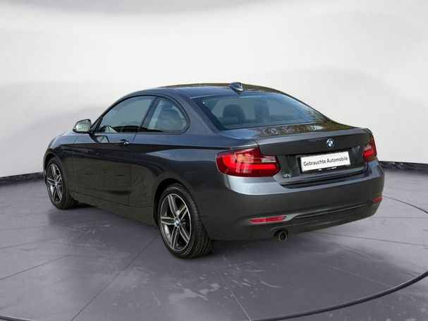 BMW 220i Coupe Sport Line 135 kW image number 4