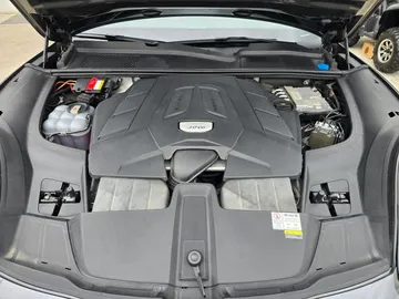 Car image 29