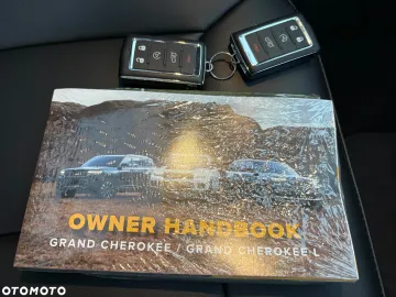 Car image 36
