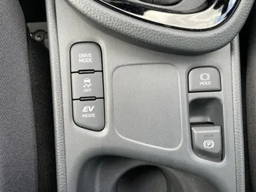 Car image 29