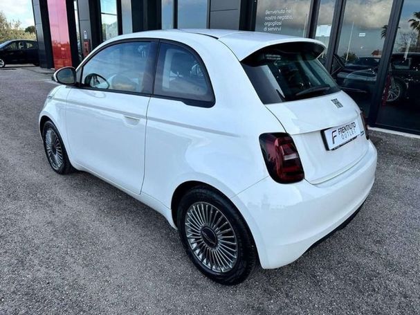 Fiat 500 e 70 kW image number 7