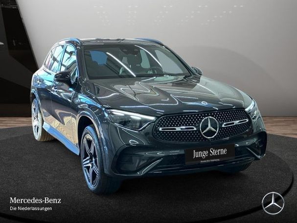 Mercedes-Benz GLC 300 e AMG 230 kW image number 2