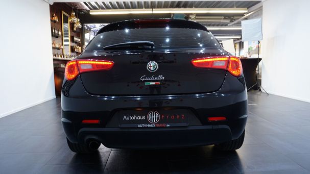 Alfa Romeo Giulietta 88 kW image number 12