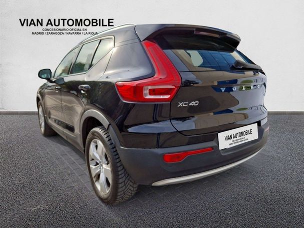 Volvo XC40 B4 AWD Momentum 145 kW image number 6