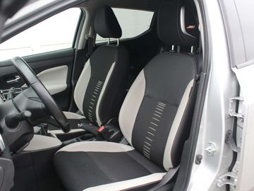 Car image 21