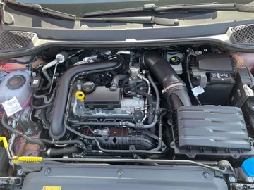 Car image 36