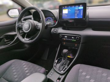 Car image 11