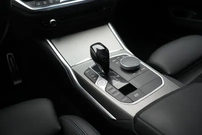 Car image 48