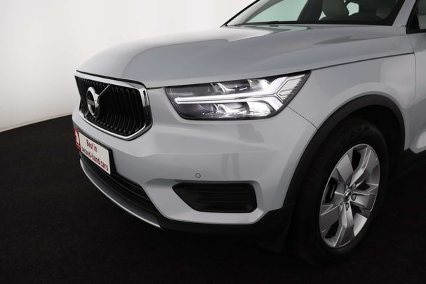 Volvo XC40 Geartronic Momentum Pro D3 111 kW image number 31