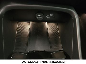 Car image 32