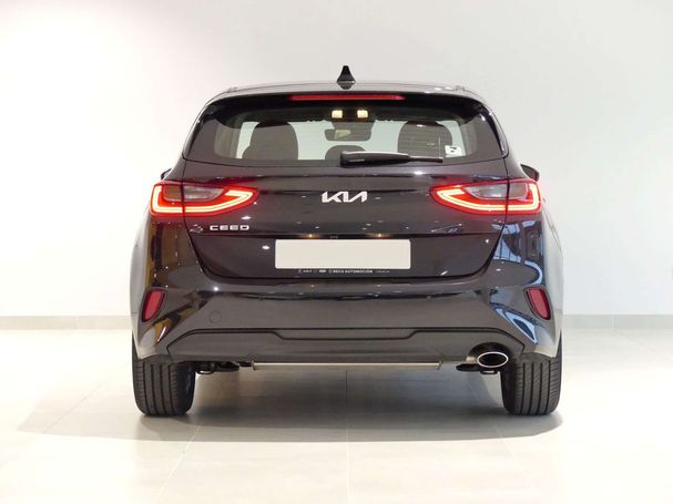 Kia Ceed 1.0 T-GDI 74 kW image number 2