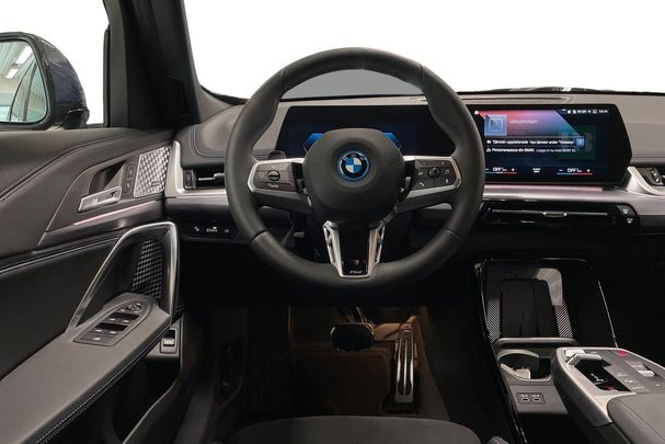 BMW iX1 xDrive30 M Sport 230 kW image number 9