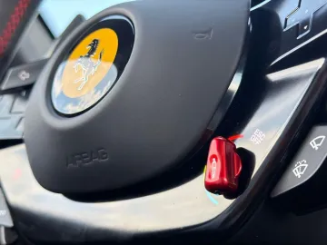 Car image 40
