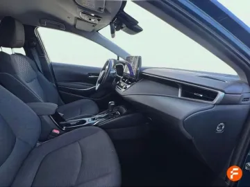 Car image 29