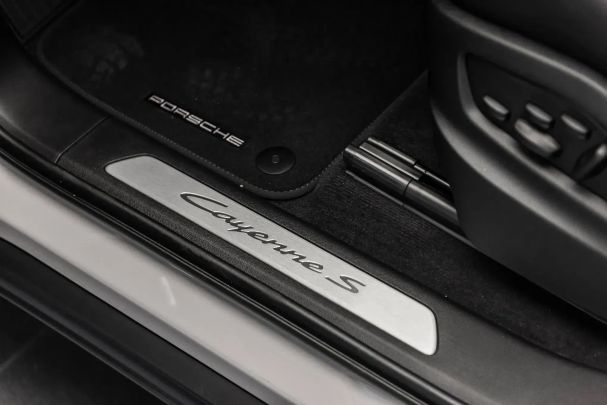 Porsche Cayenne S 349 kW image number 32