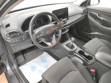 Car image 37