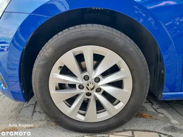 Car image 35