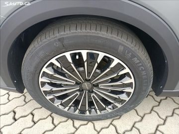 Car image 39