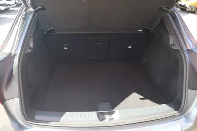 Car image 36
