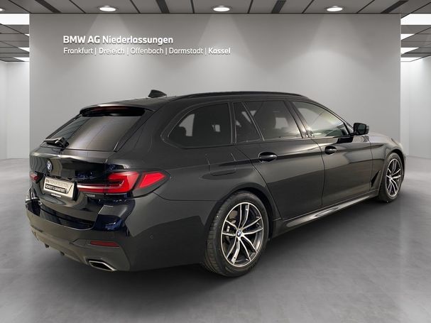 BMW 530d Touring xDrive 210 kW image number 3