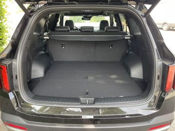 Car image 28