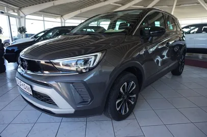 Car image 24