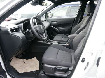 Car image 13