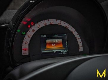 Car image 28