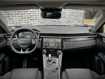 Car image 24