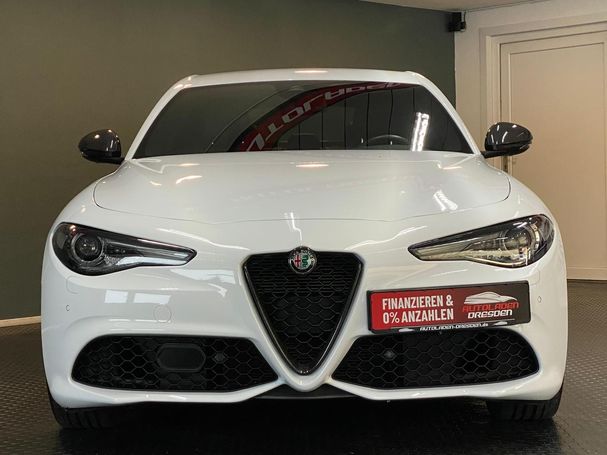 Alfa Romeo Giulia 2.2 Veloce 154 kW image number 4