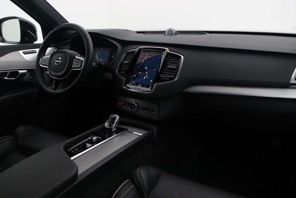 Volvo XC90 T8 Recharge AWD 335 kW image number 17