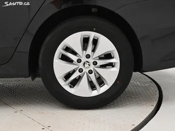 Car image 31