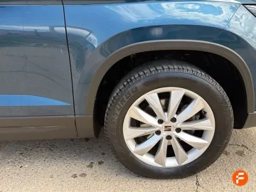 Car image 27