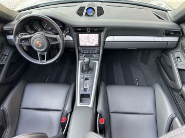 Car image 31