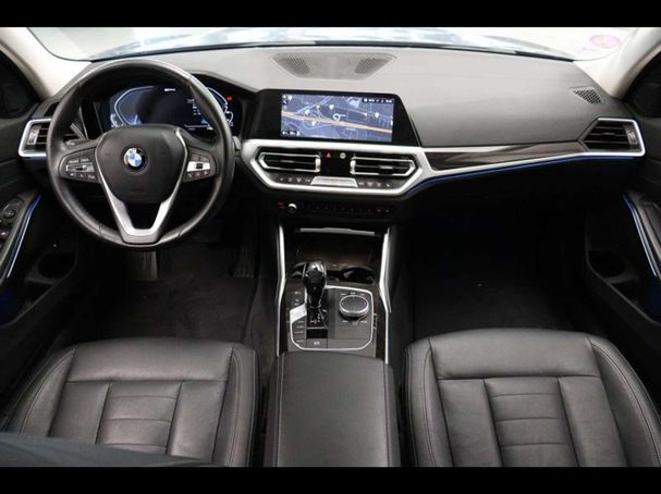 BMW 330 137 kW image number 11