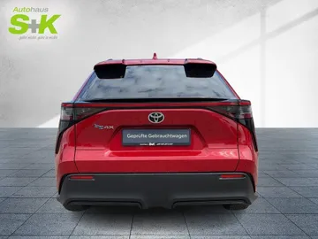 Car image 3