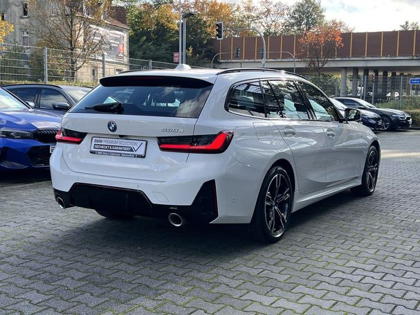 BMW 330e Touring 215 kW image number 3