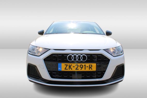 Audi A1 25 TFSIe Sportback 70 kW image number 3